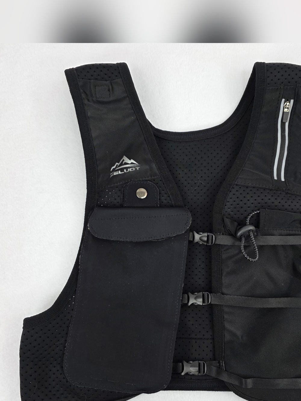 Zeludt Black Trail Running Vest with Front Pockets - Picture 2 of 7